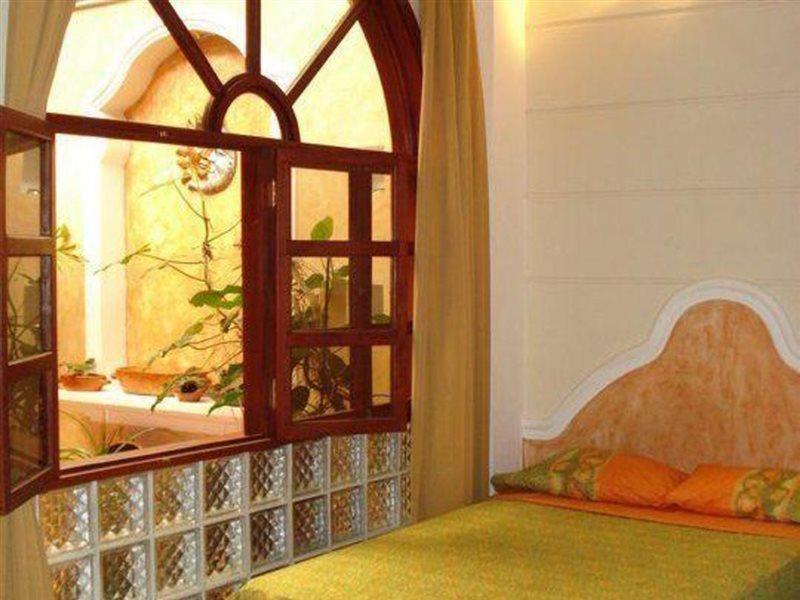 Hotel Villa Florencia Zona Rosa Сан-Сальвадор Экстерьер фото